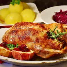 Jakie przyprawy lubi kaczka? Odkryj najlepsze smaki dla potrawy