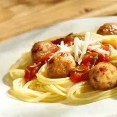 Spaghetti bolognese Okrasa: wyjątkowy przepis na pyszny obiad